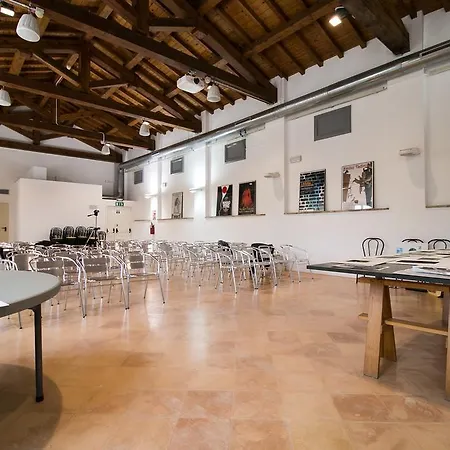 Han/Misafirhane Abbazia Di Valserena - Csac Parma