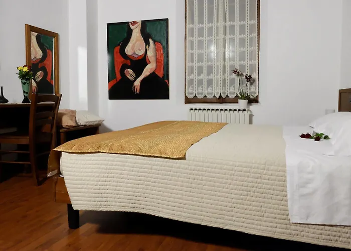 Han/Misafirhane Abbazia Di Valserena - Csac Parma